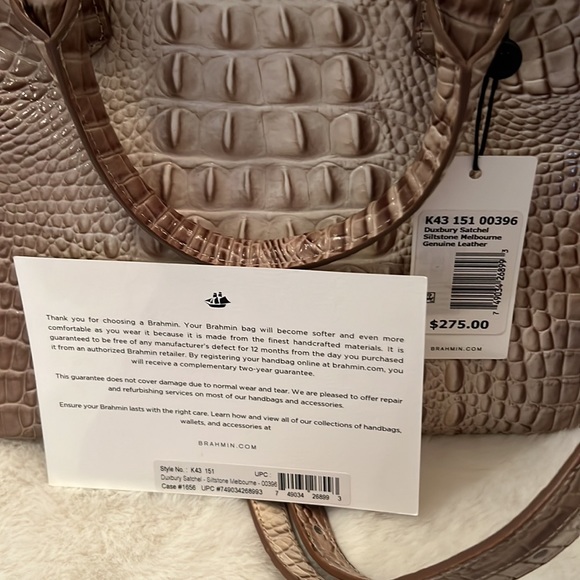 Brahmin purse
9 1/2 by 12 - Picture 8 of 10